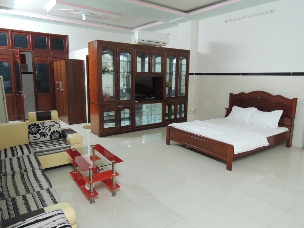 Hung Hieu Hotel My Tho Ruang foto